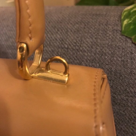 Vintage Gucci Handbag - Picture 6 of 9